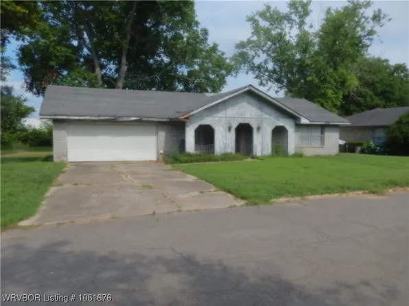 1176 Eastwood Dr, Booneville, AR 72927