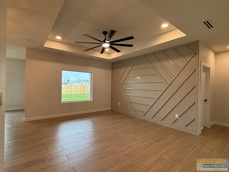 3002 Eliseo Villarreal Ave — Photo 2