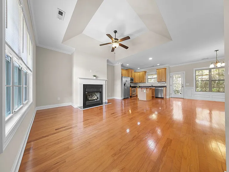 2202 E Oak Bridge Way — Photo 9