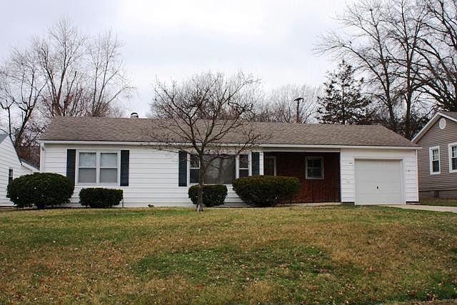 1st image of 608 Sunset Ave