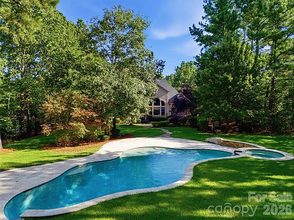2nd image of 2073 Sugar Pond Ct