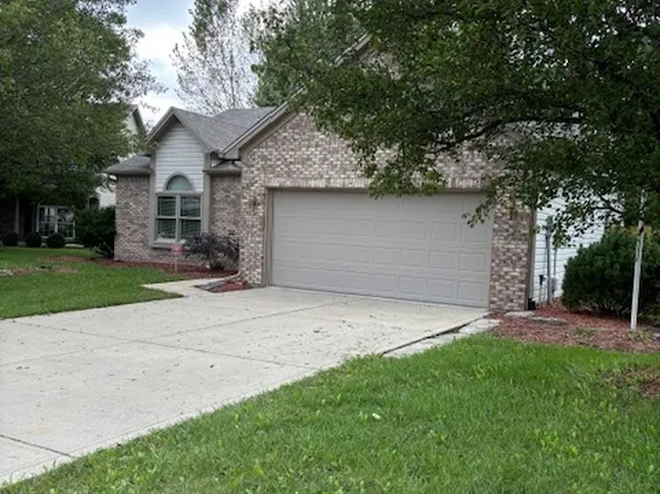 13918 Charleswood Ct, Fishers, IN 46038