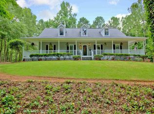 135 Majesty Ln, Fayetteville, GA 30215