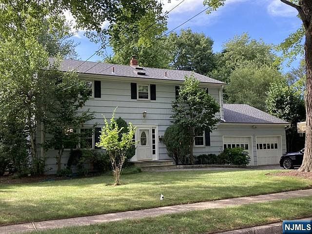1st image of 50 Taylor Dr