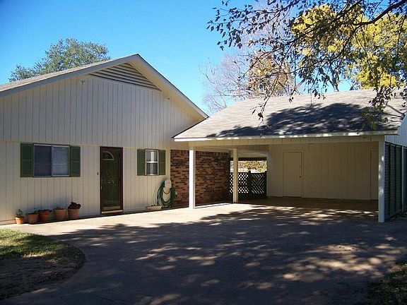 3rd image of 284 Vienna Bend Dr