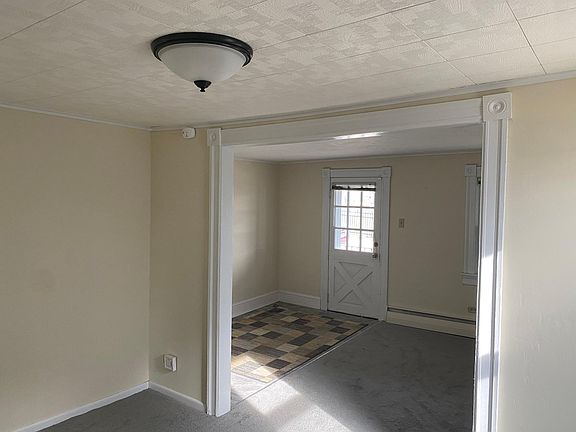 4th image of 224 South St #A