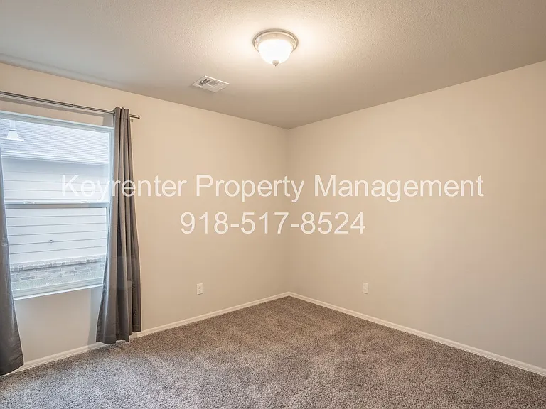 12303 N 130th East Ave — Photo 4