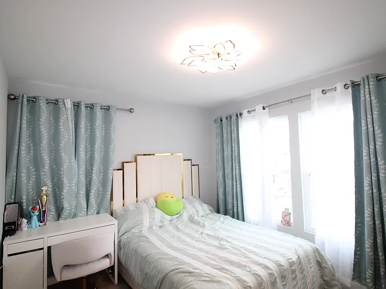 818 Memsie Dr — Photo 35