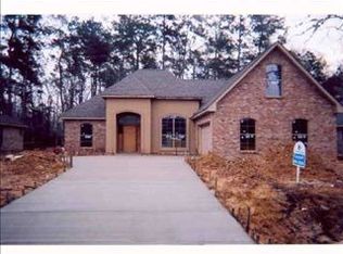 104 Timberwood Dr, Madisonville, LA 70447