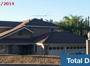 10846 Meadow Crest Ct, Riverside, CA 92505