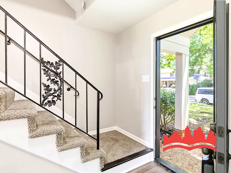 3281 Foxgate Dr — Photo 7