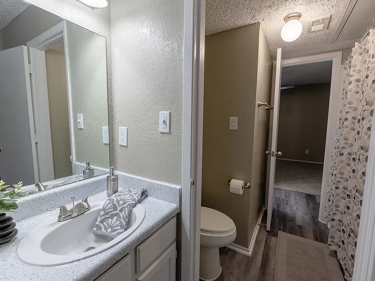 Round Rock Townhomes — Photo 3
