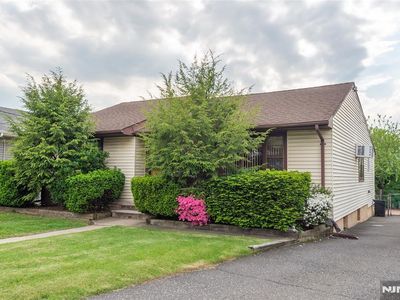 19 Miller St, Saddle Brook, NJ, 07663