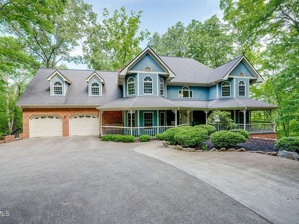 1st image of 1813 Huntington Woods Cir