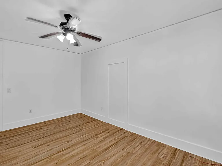 67 Glen Royal Pkwy #4A — Photo 9