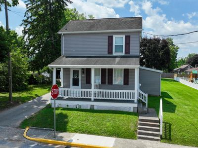 150 Walnut St, Mount Wolf, PA, 17347