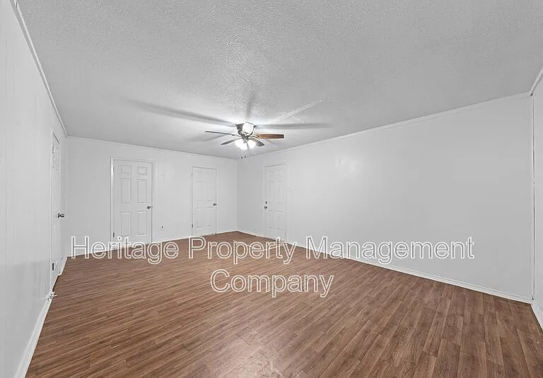 511 Pecan Valley Dr — Photo 6