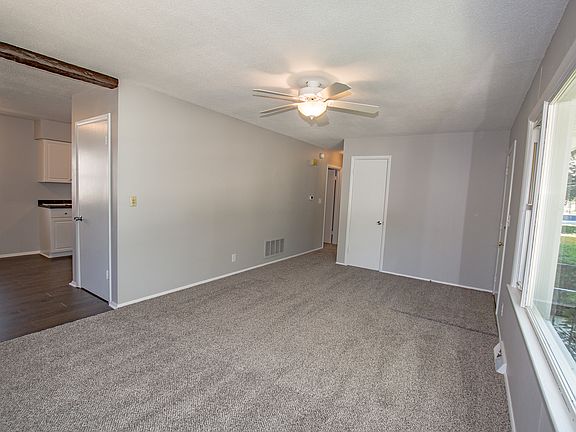 3rd image of 2115 O Ave NW