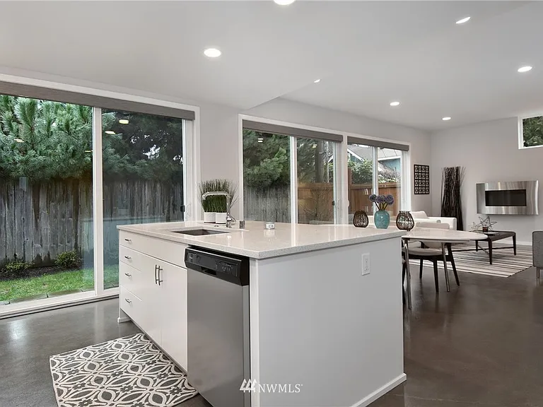 4406 Brygger Dr W — Photo 4