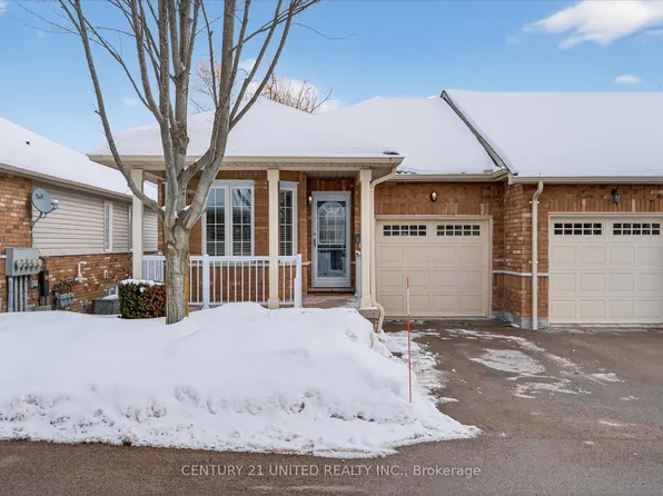 909 Wentworth St #27, Peterborough, ON K9J 8R7