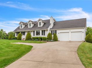 113 Sunburst Ct, Butler, PA 16001