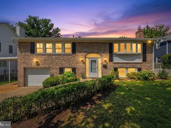 306 S Pershing Dr, Arlington, VA 22204