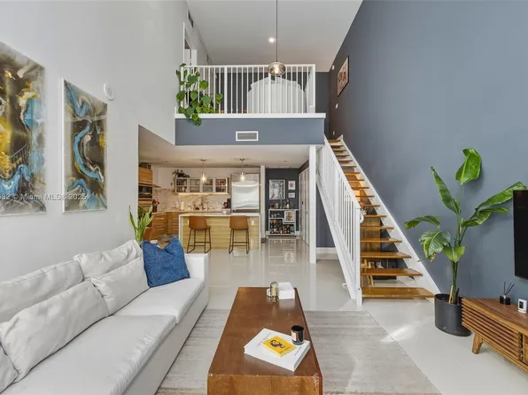 2020 N Bayshore Dr #Townhouse 103, Miami, FL 33137