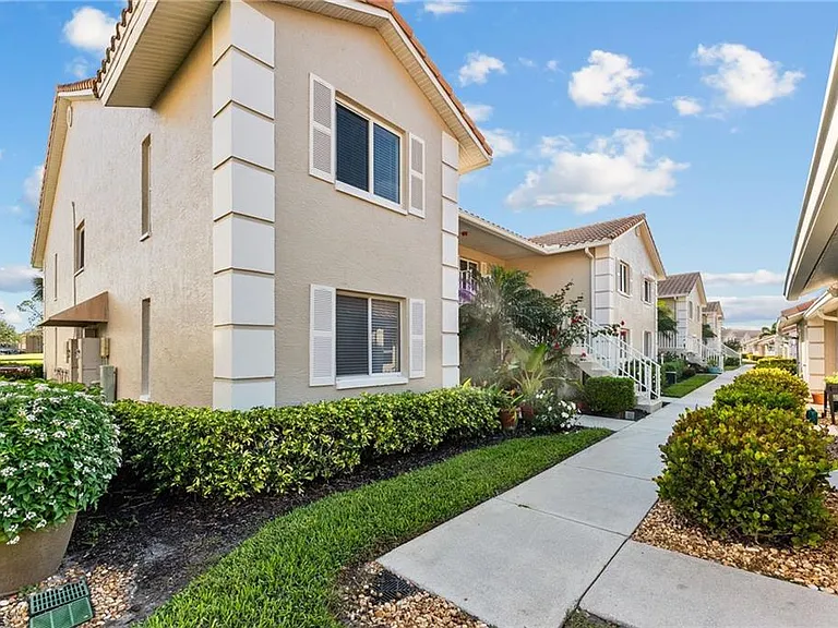5928 Cranbrook Way #D202 — Photo 23
