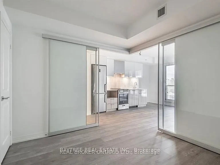 251 Jarvis St #1121 — Photo 4