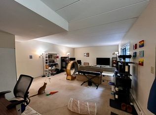 24 Highland Ave APT 19, Cambridge, MA 02139