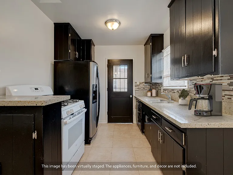 1321 E Wilson Ave #6 — Photo 19