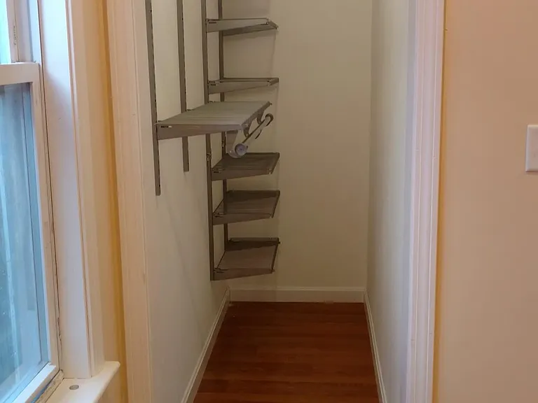 347 Geneva Ave #2 — Photo 6