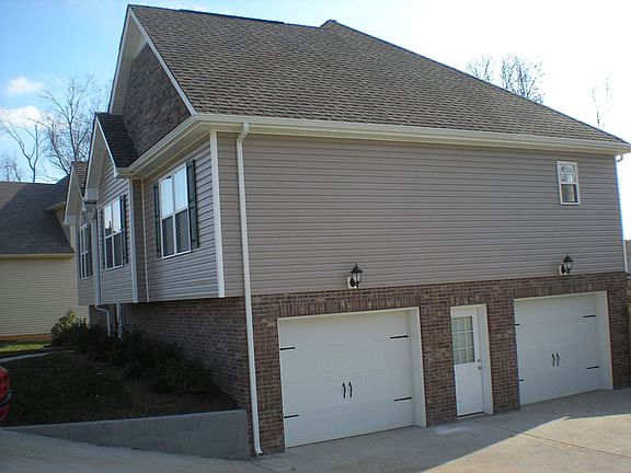 What a large garage!