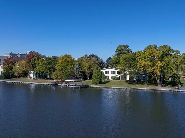 401 Clark St, Neenah, WI 54956