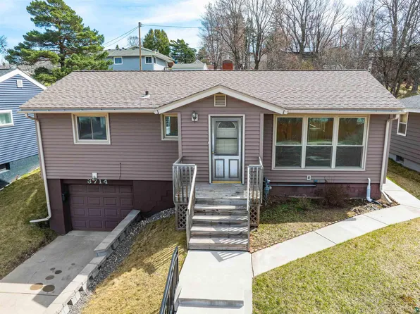 3714 Woodland Ave, Duluth, MN 55803