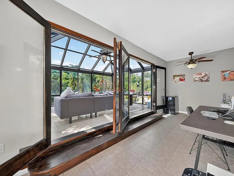 4330 W Pine Blvd — Photo 63