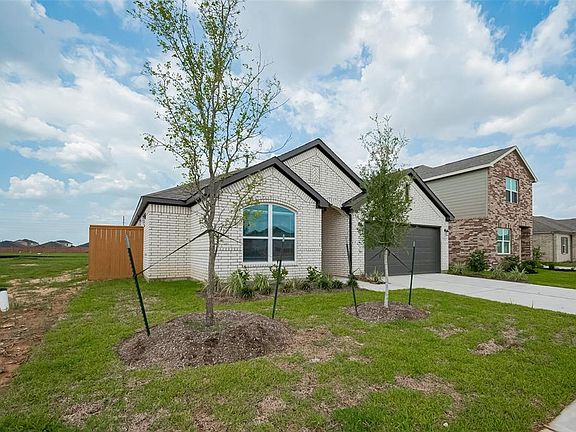 2nd image of 27318 Clear Breeze Drive