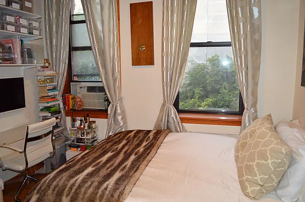 Rented by OvCo Realty | media 22