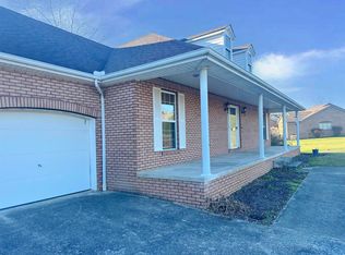 348 Hickory Ln, Lavalette, WV 25535