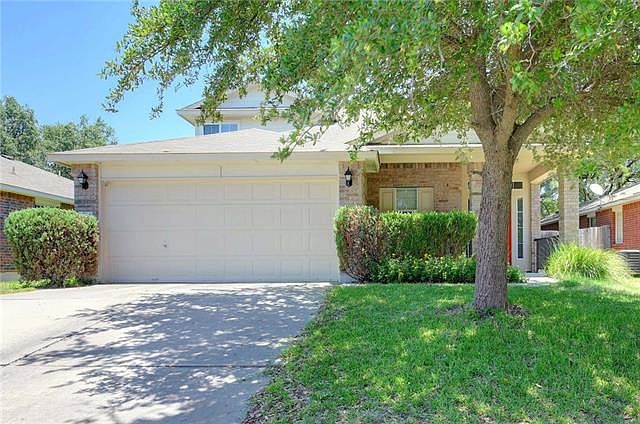 1st image of 3725 Castle Rock Dr