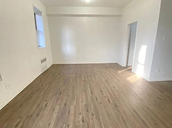 6311 Queens Blvd APT A25, Flushing, NY 11377