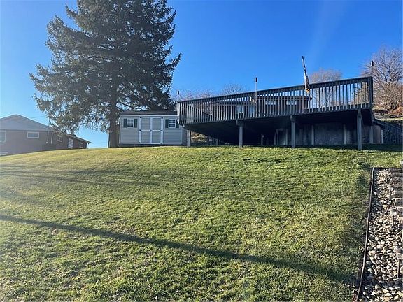 3rd image of 148 Hollywood Dr