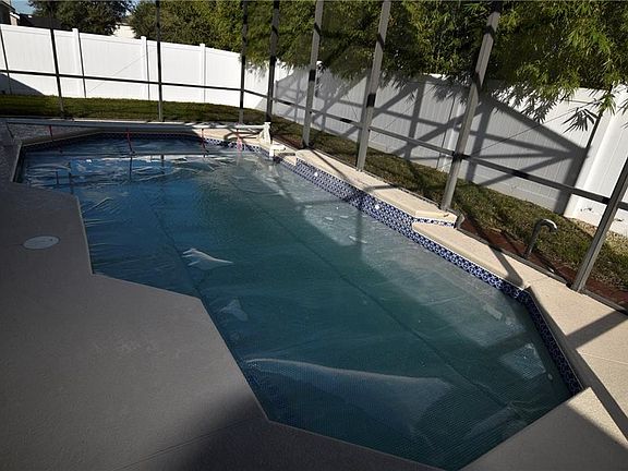 3rd image of 15536 Marblehead Way