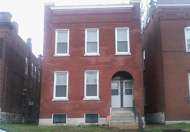 1st image of 3437 Virginia Ave