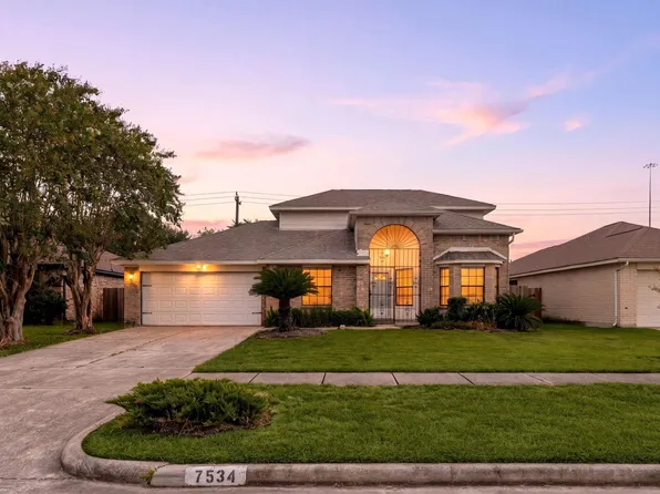 7534 Eight Willows Rd, Missouri City, TX 77489