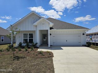 4865 Sweetspire Dr, Panama City, FL 32404