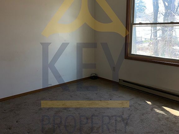 5th image of 493-497 Hollenbeck St