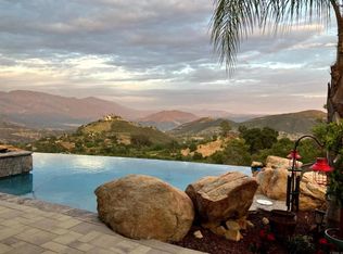 944 Rainbow Crest Rd, Fallbrook, CA 92028