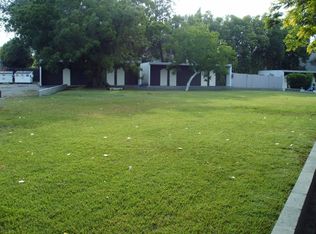 24621 Valley St, Newhall, CA 91321