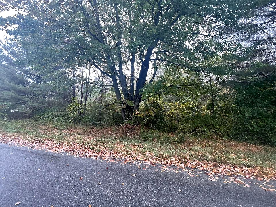 2nd image of Sullivan Rd